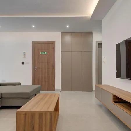Comfort, Stylish 2br With Balconies By 360 Estates Apartman