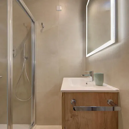 Comfort, Stylish 2br With Balconies By 360 Estates Apartman *