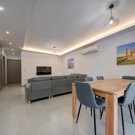 Apartman Comfort, Stylish 2br With Balconies By 360 Estates *